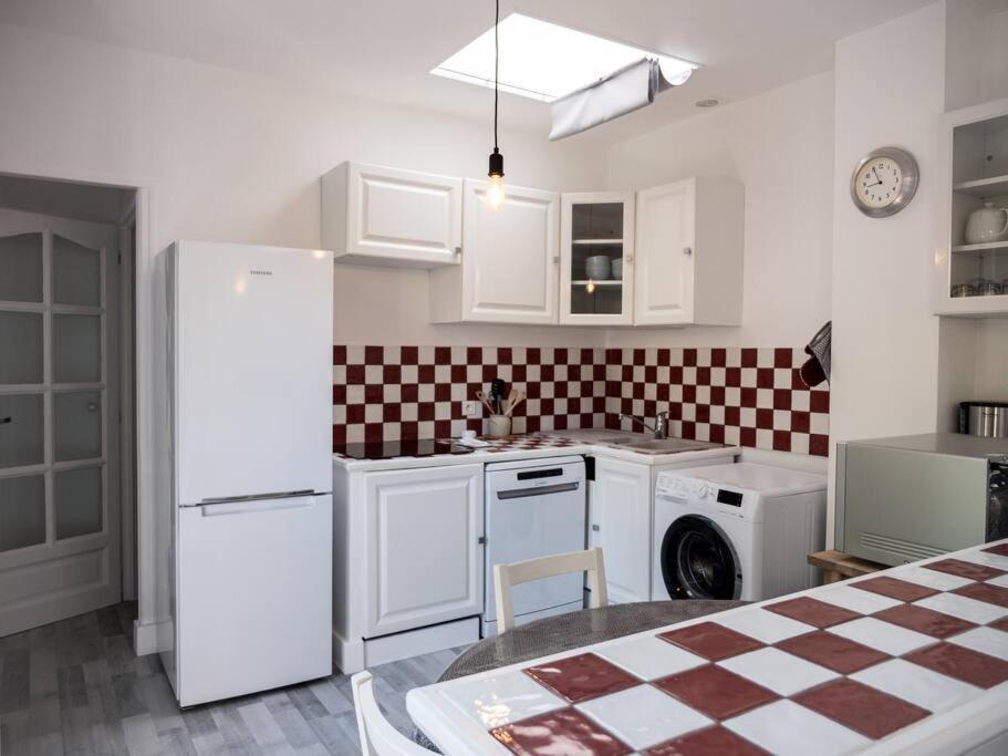 Logement Le Serein Tolón Exterior foto