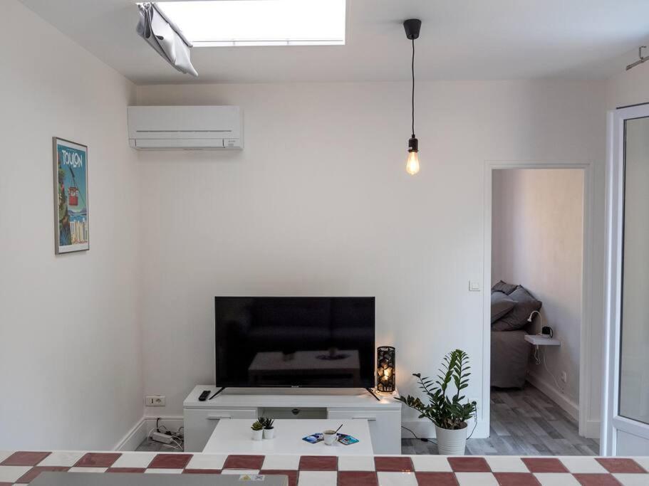 Logement Le Serein Tolón Exterior foto