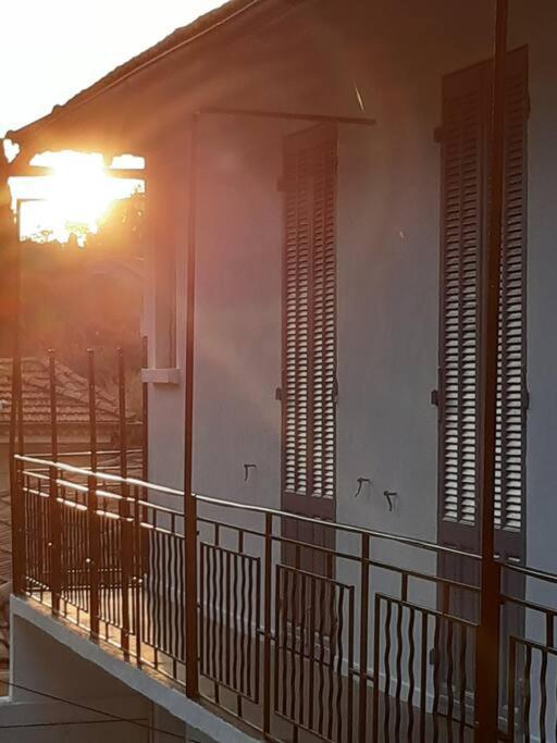 Logement Le Serein Tolón Exterior foto